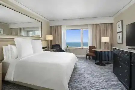 Four Seasons Chicago - 3