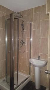 Trivelles - Manchester - Cross Lane - 36