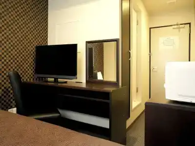 Livemax-Ekimae - 2