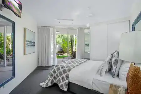 Noosa Tropicana - 229