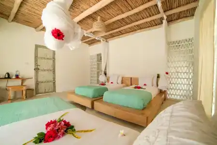 Zanbluu Beach - 25
