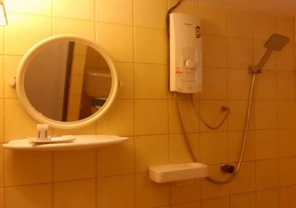 Sawasdee Sukhumvit Inn - 8