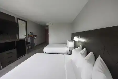 Onyx Miami Airport - 17