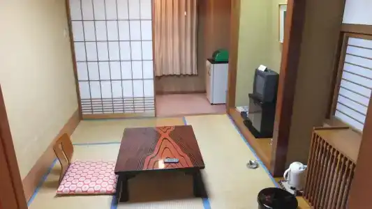 Akakura Wakui - 2