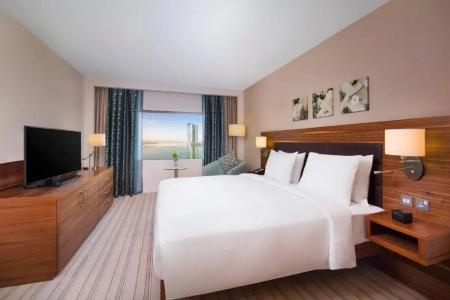 Hilton Garden Inn Ras Al Khaimah - 45