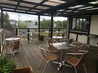 The Surrey - 14