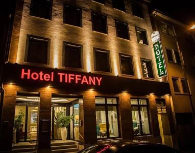 Tiffany - 0