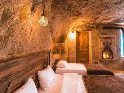 Atilla's Cave - 348