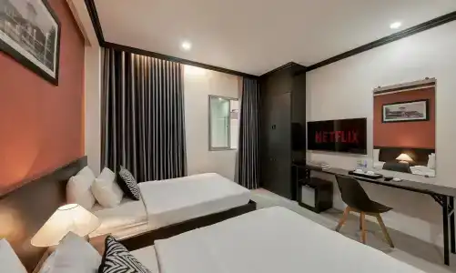 Viola Ho Chi Minh - 18