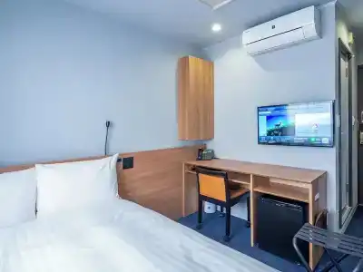Toyoko Inn - 68