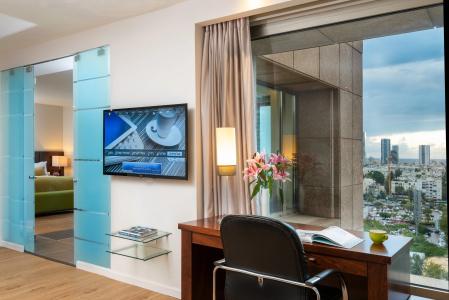 Leonardo City Tower Tel Aviv - 36