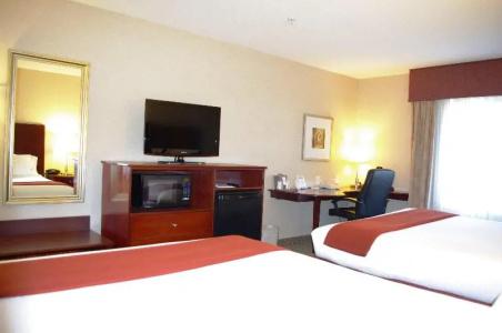 Holiday Inn Express and Suites, an IHG - 96