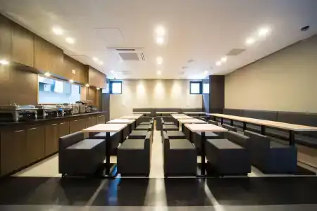 Shinsaibashi-Higashi Crystal - 13