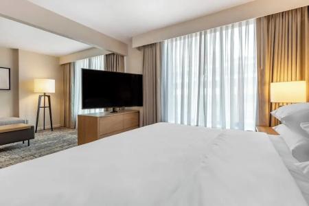 Sheraton Suites Old Town - 68