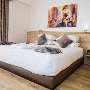 Mabrouk and Suites- Adult only - 34