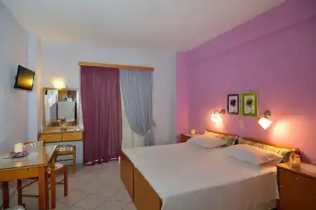 Stamatakis Boutique Studios - 30
