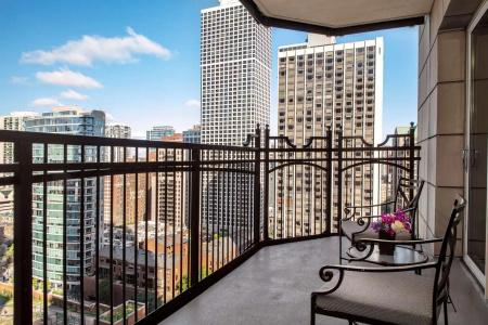 Waldorf Astoria Chicago - 32