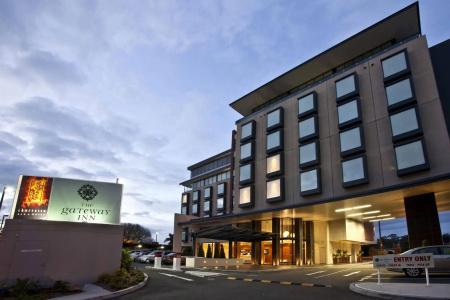 The Gateway Inn, - 36