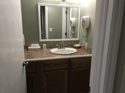 Blowing Rock Inn - 10