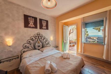 Taormina Garden - 1