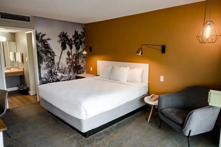 Vagabond Inn - 36