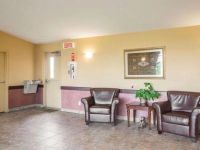 ÉconoHôtel - 8