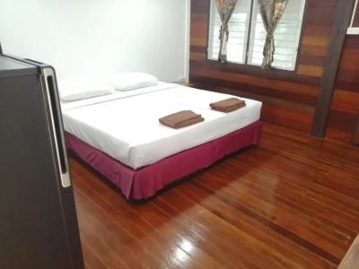 Jansom Beach Resort - 41