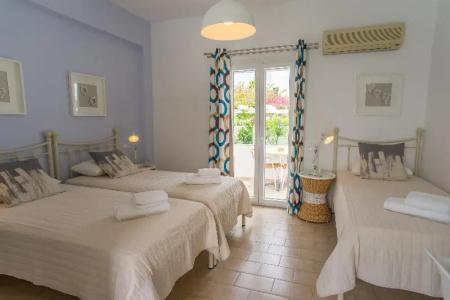Cyclades Studios - 81