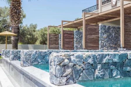 Dias Studios & Suites - 9