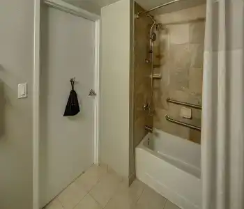 Hampton Inn Miami-Coconut Grove/Coral Gables - 6