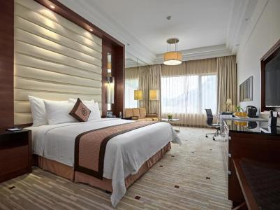 Royal Halong - 16