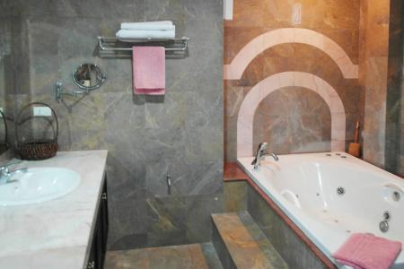 Chaweng Lakeview Residence - 9