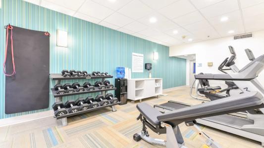 Holiday Inn Express & Suites, An Ihg - 48