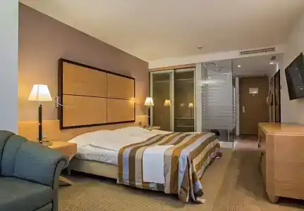 Savoy - 3