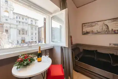 Rhea Silvia Luxury Navona - 3
