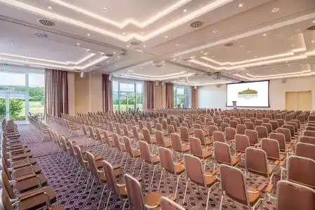 Best Western Premier Castanea Resort - 19