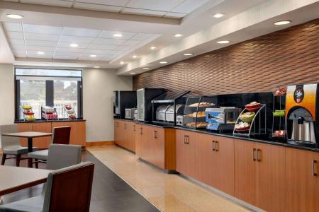 Wingate by Wyndham - 17