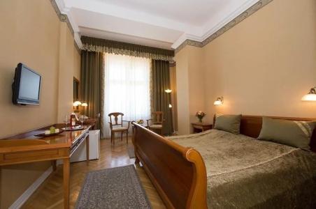 Grand Aranybika - 6