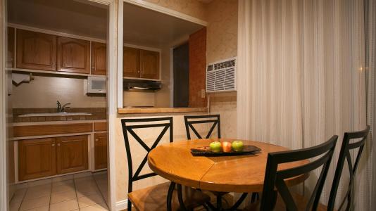 Best Western Plus - 37