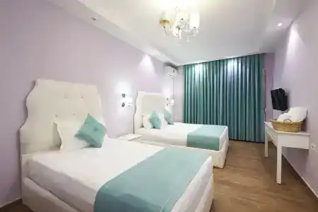Flower Residence - 127