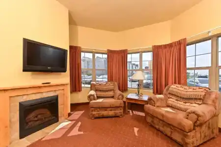 AmericInn by Wyndham Medical Center - 70