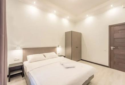 Central Dayflat - 84