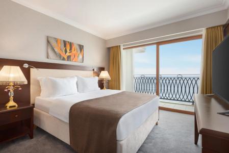 La Quinta by Wyndham Giresun - 1