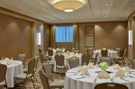 DoubleTree by Hilton Houston Intercontinental Airport - 30