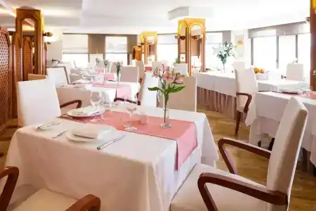 Royal Plaza - 14