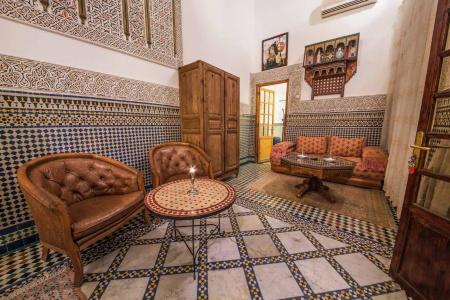 Riad Sara - 9