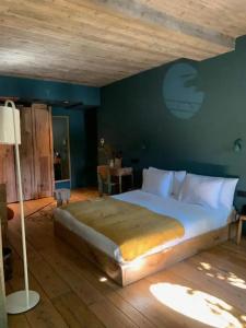 In Gallery & Spa - 123
