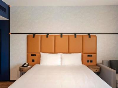 Ibis One Central - 24