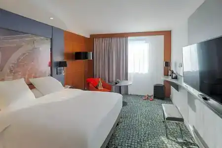 Mercure Toulouse Centre Compans - 63