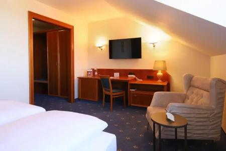 Bayerischer Hof Dresden - 42